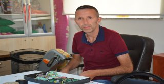 Dernek Önüne Park Eden Sürücüler Engellileri İsyan Ettirdi