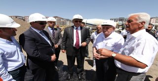 Hayırsever İşadamı Rauf Azaktan İmam Hatip Ortaokulu