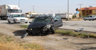 Sivasta Trafik Kazası: 4 Yaralı