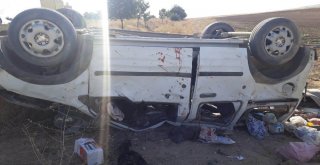 Kırşehirde Otomobil Şarampole Devrildi: 1 Ölü, 3 Yaralı