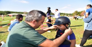 Bilecikte Çocuklar Pony Midilli Atları İle Buluştu
