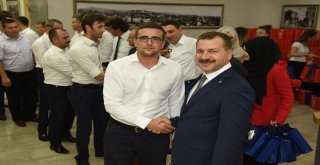 Başkan Yılmaz Personelleriyle Bayramlaştı