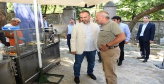 Başkan Aktaş, Pınarbaşı Mezarlığını Ziyaret Etti