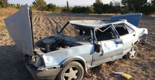 Günyüzü Nde Trafik Kazası, 1İ Ağır 2 Kişi Yaralandı