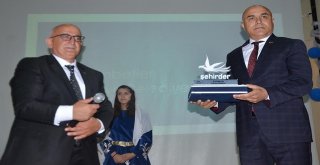 Şehirder Altın Rozetler Başarı Ödülleri Sahiplerini Buldu