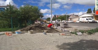 Ardahanda Yol Ve Kaldırım Çalışmaları Hızla Devam Ediyor