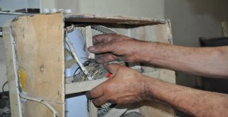 (Özel) Sıcaktan Bunaldı, Otomobil Radyatörüyle Vantilatörü Birleştirerek Klima Yaptı