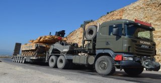 Tanklar Suriye Sınırına Gidiyor