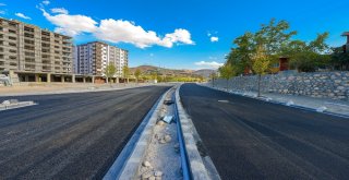 Göztepe Caddesi Asfaltlandı