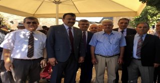 Lokantacılar Ve Pastacılar Odası 10 Bin Kişilik Aşure Dağıttı