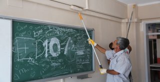 Erdemli Belediyesi, Eğitim Kurumlarını Yeniliyor