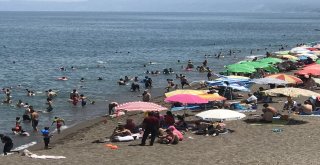 Akçakocada Plajlar Tıklım Tıklım