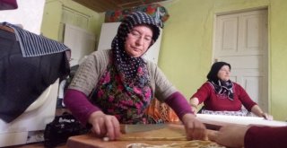 (Özel) Köylüler İmece Usulü Külliye Yapıyor