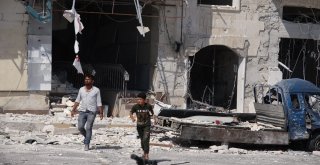 İdlibde Patlama: 1 Ölü, 17 Yaralı