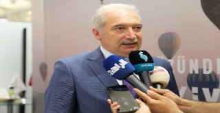 Başkan Uysal, Uluslararası İstanbul Arapça Kitap Fuarını Ziyaret Etti