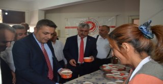 Yetimler Kervanından Aşure Etkinliği