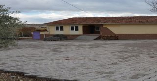 Selendide Okul Bahçelerine Ve Mahalle Yollarına Yikob El Attı