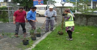 Kartepede Mezarlıklarda Çevre Düzenlemesi Yapıldı