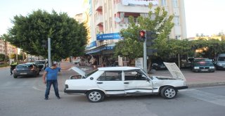 Manavgatta Trafik Kazası: 2 Yaralı