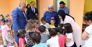 Erol Şahin Çocukları Sevindirdi