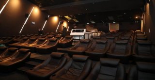 Arnavutköyün İlk Sinema Salonu Açıldı