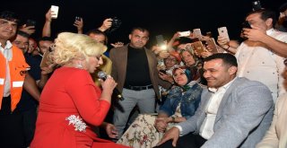 Gökbel Yaylasında Ümit Besen Ve Muazzez Ersoy Rüzgarı