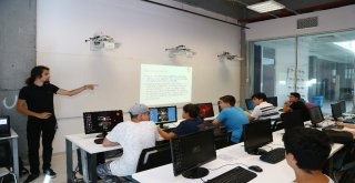 Başakşehirli Gençlere Bilgisayar Eğitimi