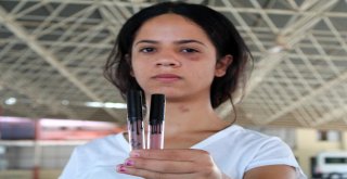 Abla Kardeşe Ruj Değiştirme Dayağı İddiası