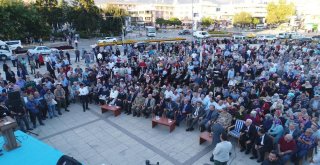 Erzincan Belediyesinden Vatandaşlara Aşure İkramı