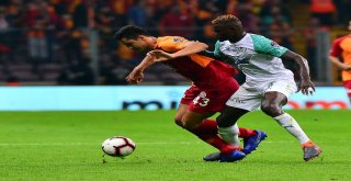 Spor Toto Süper Lig: Galatasaray: 0 - Bursaspor: 0 (İlk Yarı)