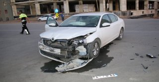 Elazığda Trafik Kazası:2 Yaralı