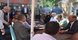 Muş Valisi Aziz Yıldırım, Bulanık İlçesini Ziyaret Ederek Vatandaşların Kurban Bayramını Kutladı.