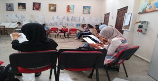 Resim Kursu Üniversitenin Yolunu Açtı