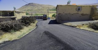 Battalgazi Belediyesi Sıcak Asfalt Çalışmalarına Devam Ediyor