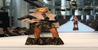 Uşak Üniversitesinin Genç Tasarımcıları İzmir Fashion Prime Da