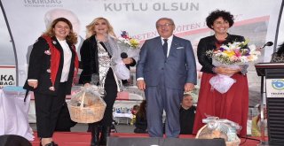 Tekirdağda Derya Baykala Sevgi Seli