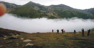 Adanalı Dağcılar Kaçkar Dağı Zirvesine Çıktı