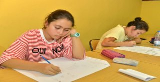Kocaeli Büyükşehir Belediyesi Konservatuvarı Yetenek Sınavları Gerçekleştirildi