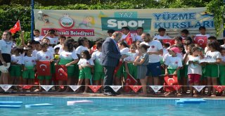 Belediye Başkanı Kılıç Yüzme Kursunu Ziyaret Etti