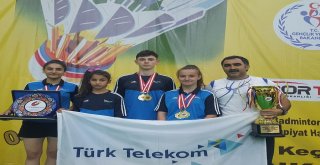 Badminton Türkiye Şampiyonasına Erzincanlı Sporcular Damgasını Vurdu