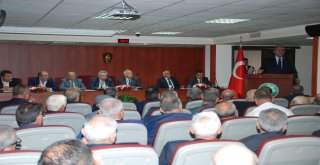 Konuk: “Çiftçinin Dolarla İşi Yok Ama Girdilerin Var”