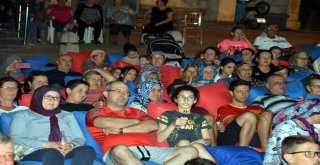 Çakmaklıda Sinema Keyfi