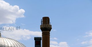 Diyarbakırda Yıldırım Düşen Minare Onarılacak