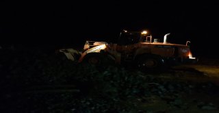 Rize-Çamlıhemşin Karayolu Şiddetli Yağışlar Sonucu Oluşan Sel Ve Heyelanlar Nedeniyle Ulaşıma Kapandı