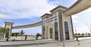 Kmüde Akademik Gelişim Sürüyor