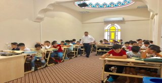 İmamın, Camide Yaptığı İkramlar Kuran Kursuna İlgiyi Arttırdı