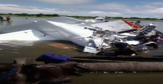 Güney Sudanda Uçak Düştü: 17 Ölü