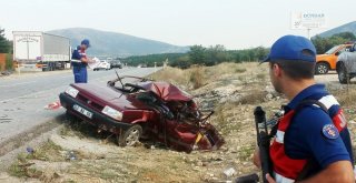 Kütahyada Tır Otomobile Çarptı: 2 Ölü, 7 Yaralı