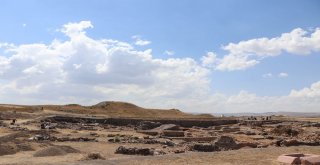 Kültepede 70İnci Yıl Kazıları Başladı