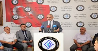 Yerli Düşünce Derneği “Zaferler Ayı Ağustos” Programında Şair Gençosmanoğlunu Andı